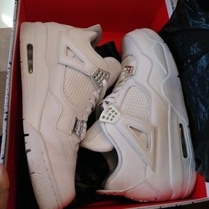 Air jordan retro 4 pure money